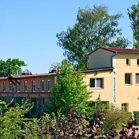 Landhof Arche - Das Tagungs- Und 2* Gross Pinnow